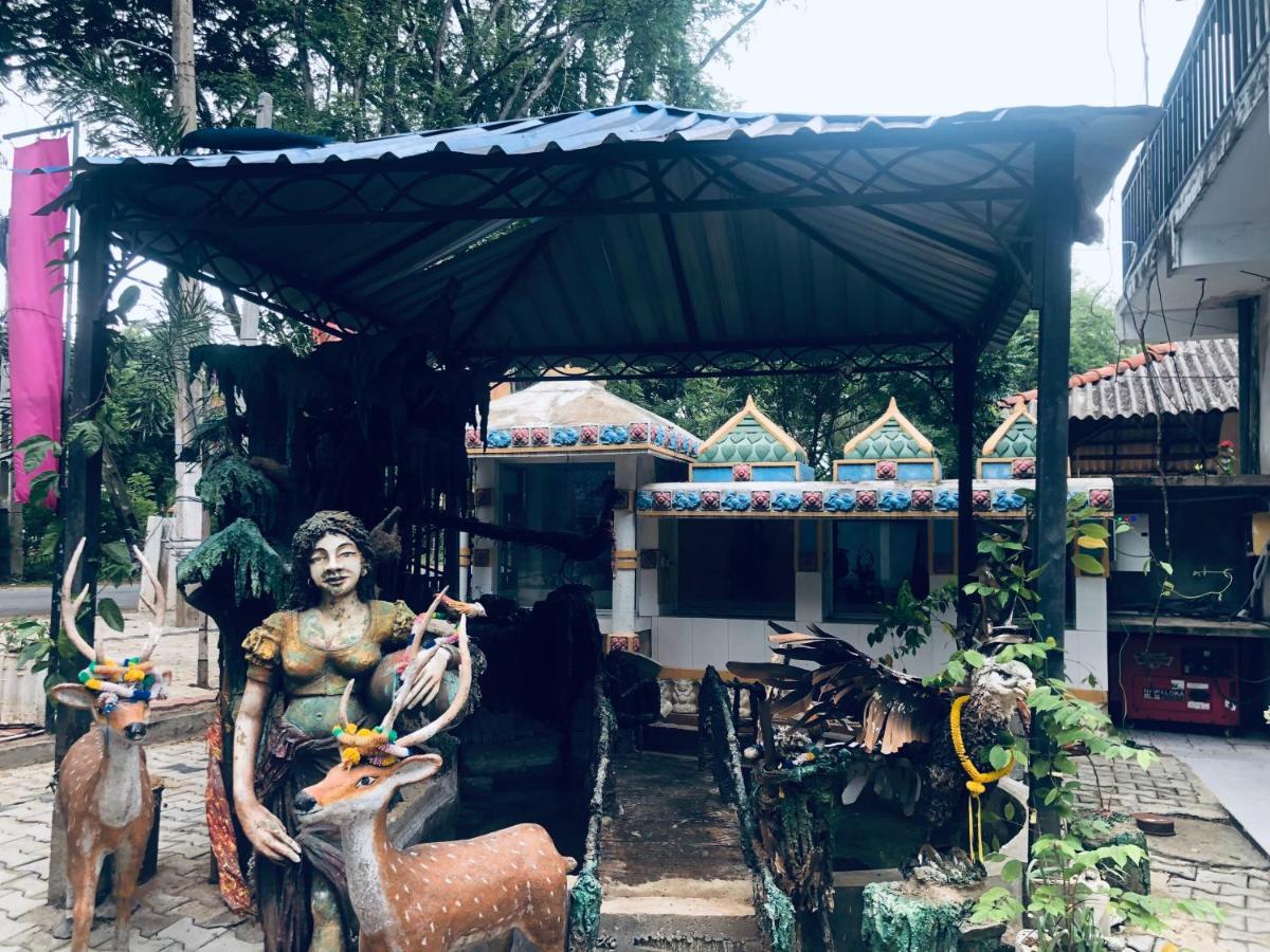 Thisara Pool Resort Kataragama & Yala-Kabiliththa Safari エクステリア 写真